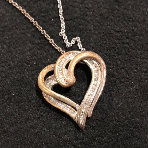 Heart necklace sterling silver- 18 inch in length - Picture 2 of 4